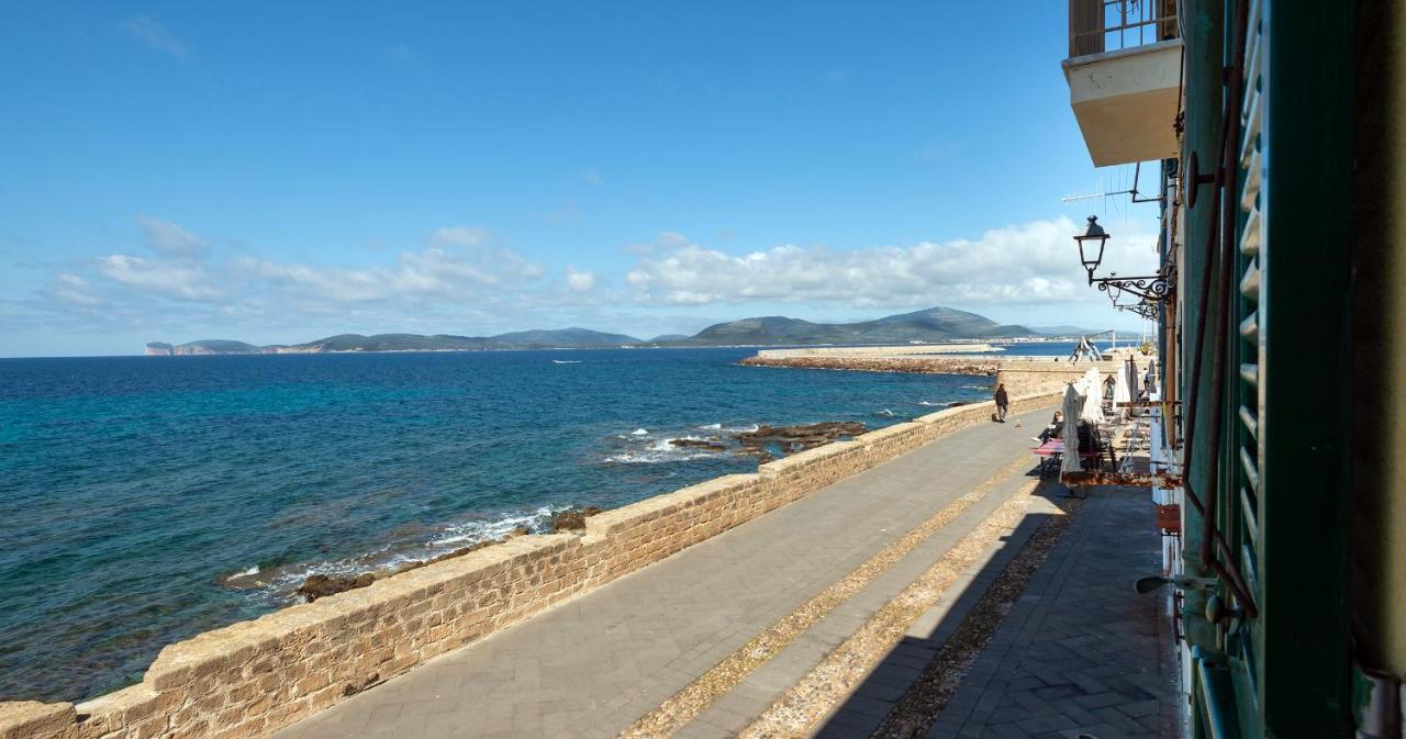 Welcomely - Cavour 47 Apartment Alghero Bagian luar foto